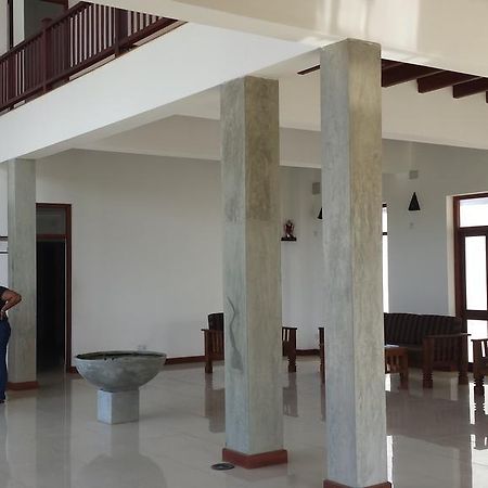 Ceylonica Beach Hotel เนกอมโบ ภายนอก รูปภาพ